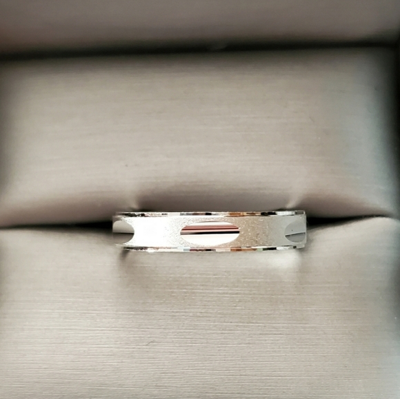 .925 Sterling Silver Vintage Inspired Band Size7.5 - Picture 7 of 8